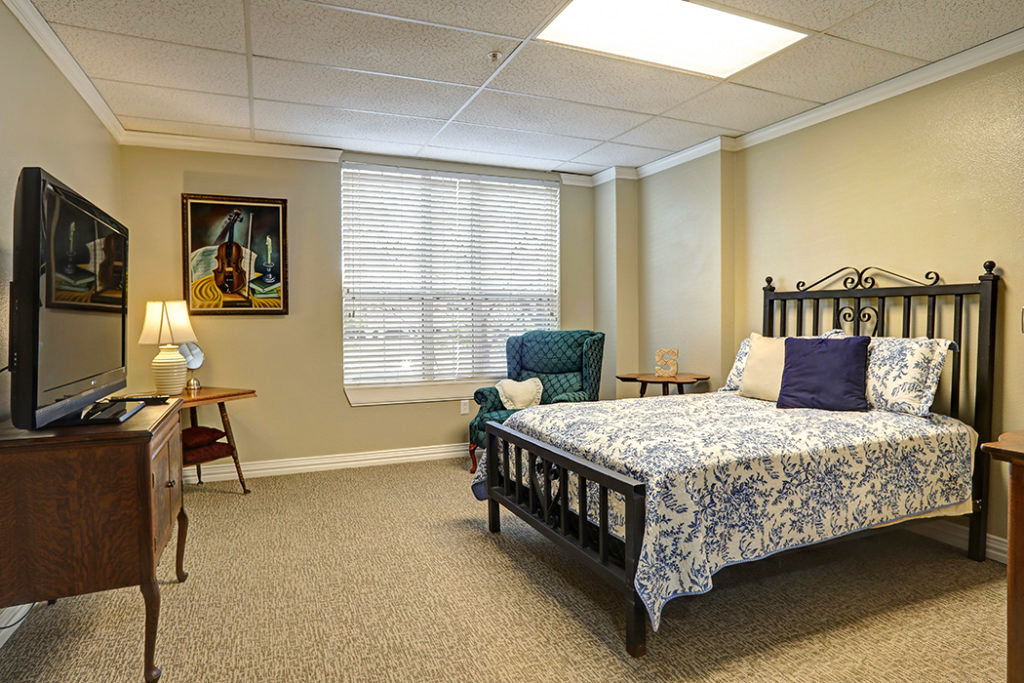 Signature Pointe Model Room 4